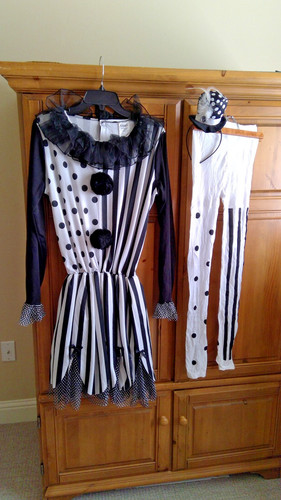 Spirit halloween twisted - spirit,