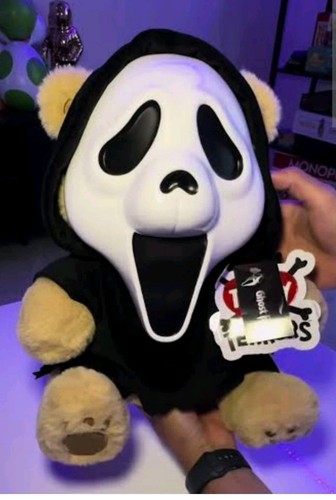 Spirit halloween ghostface - halloween,